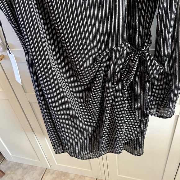 NWT ASTR the Label stripe mini cocktail dress - Picture 6 of 7